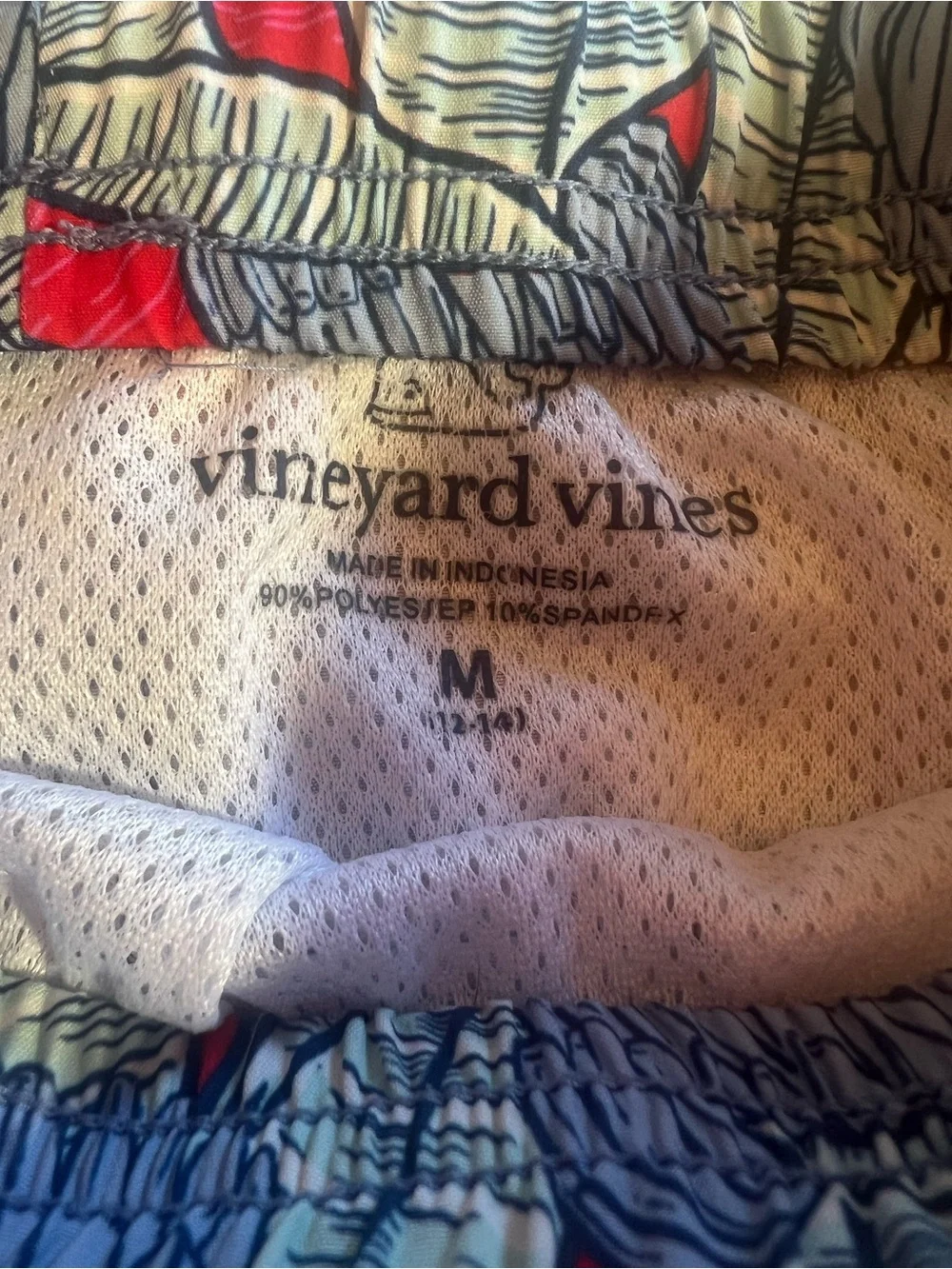 Vineyard‎ Vines Boys Medium Tropical Swim Trunks